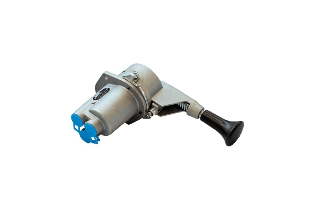 Кран ручного тормоза ЗИЛ,КАМАЗ,МАЗ 3-х выводной FENOX 100-3537010 FBV013