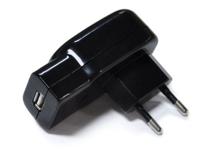Зарядное устройство USB AVS (1порт) UT-81